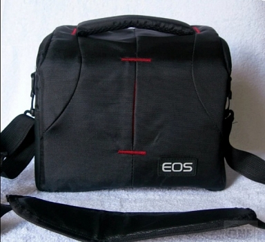 Túi đựng máy ảnh Canon EOS F048